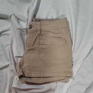 UNIONBAY Women's Beige Cargo Shorts